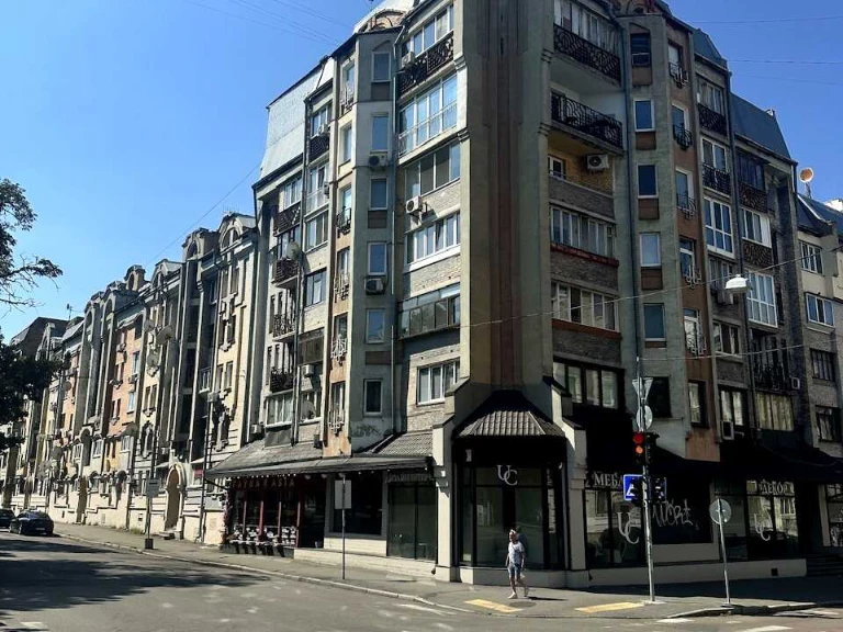 Квартира. Киев, ул.