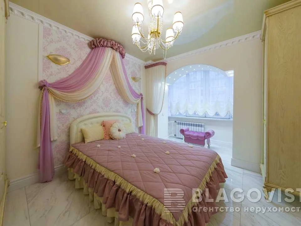 Квартира. Киев, ул.