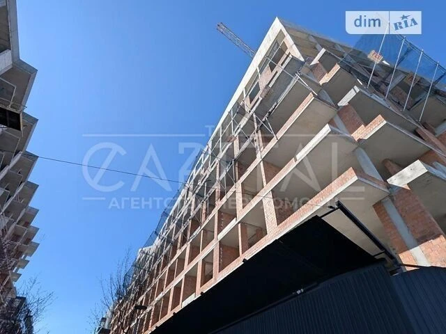 Продаж 3к квартири 169 кв. м на вул. Набережно-Рибальська до
