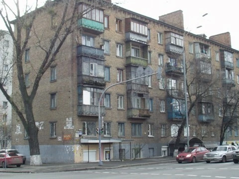 Оренда 2-кімнатної квартири 40 м², Набережно-Лугова вул., 5