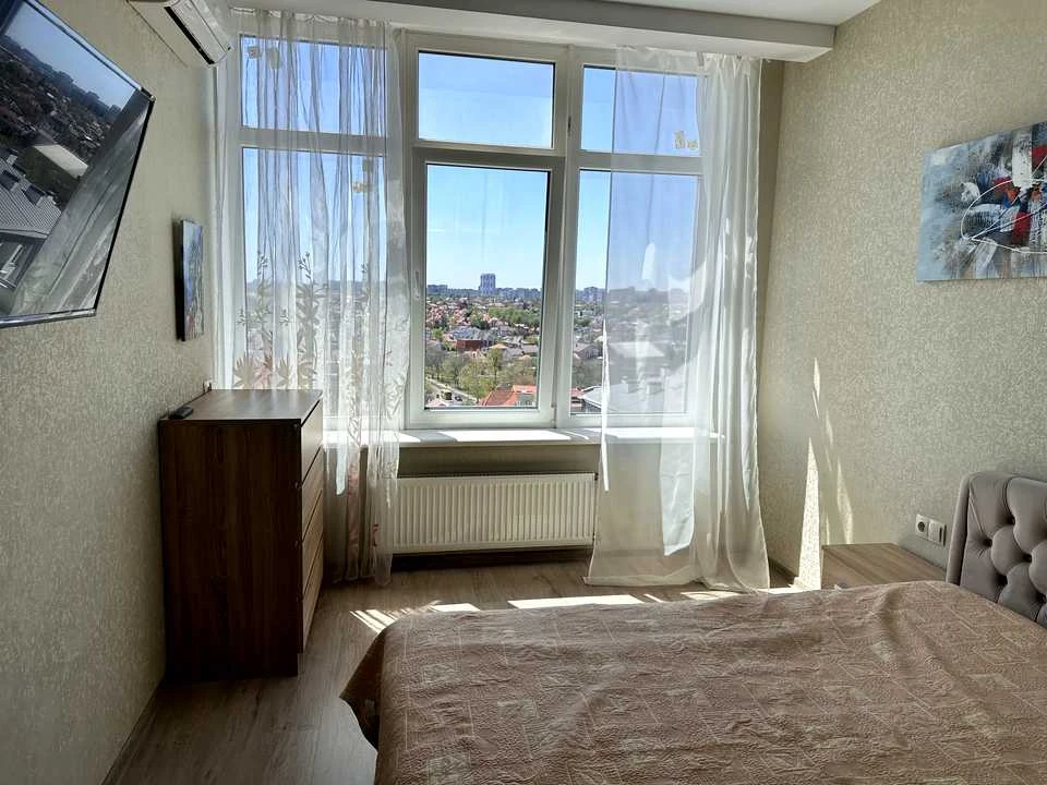 Квартира. Одеса, Літературна вул.