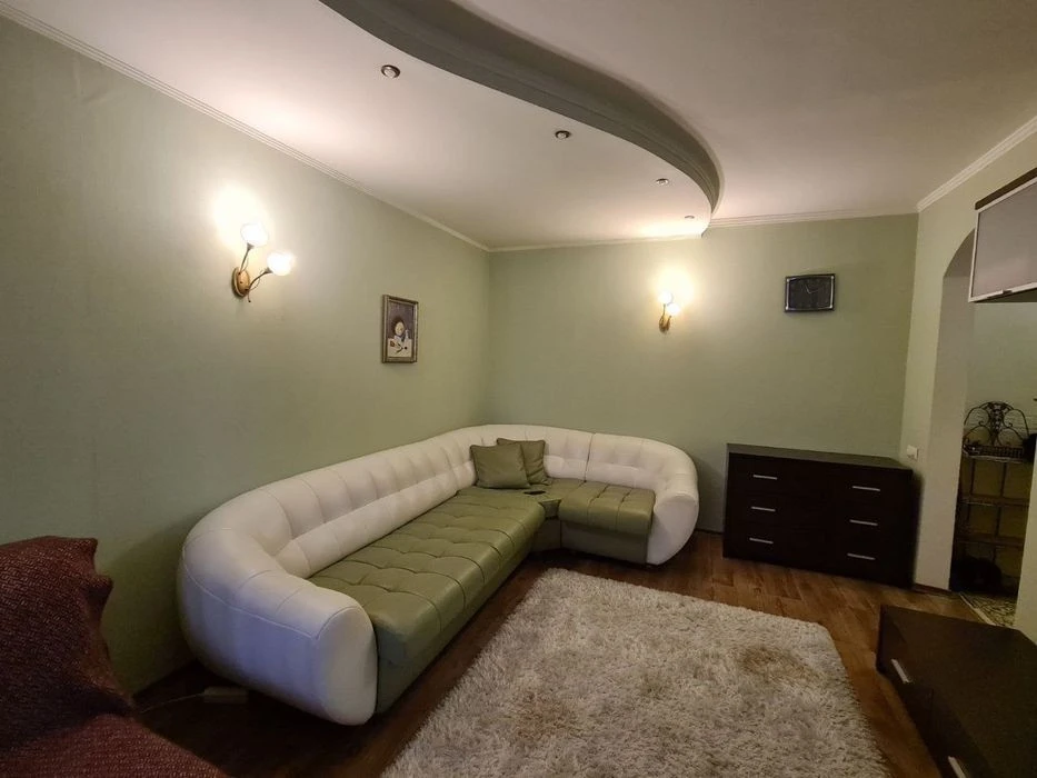 For sale 1-room apartment with a view of the forest and the Lisovyi church