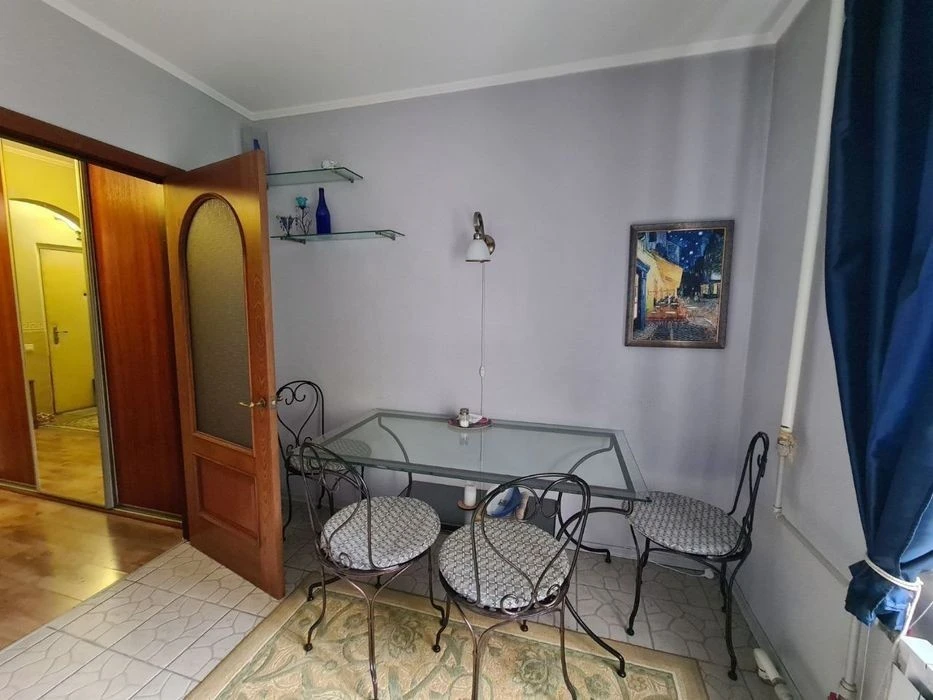 For sale 1-room apartment with a view of the forest and the Lisovyi church