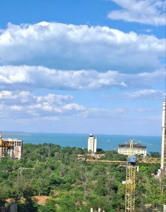 Элитная квартира с панорамой моря и премиум-ремонтом в ЖК «Э.