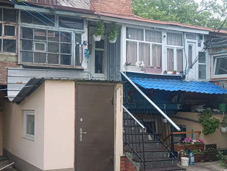 Продам 3к квартиру центр вокзал рынок Пушкина Леси Яворниц
