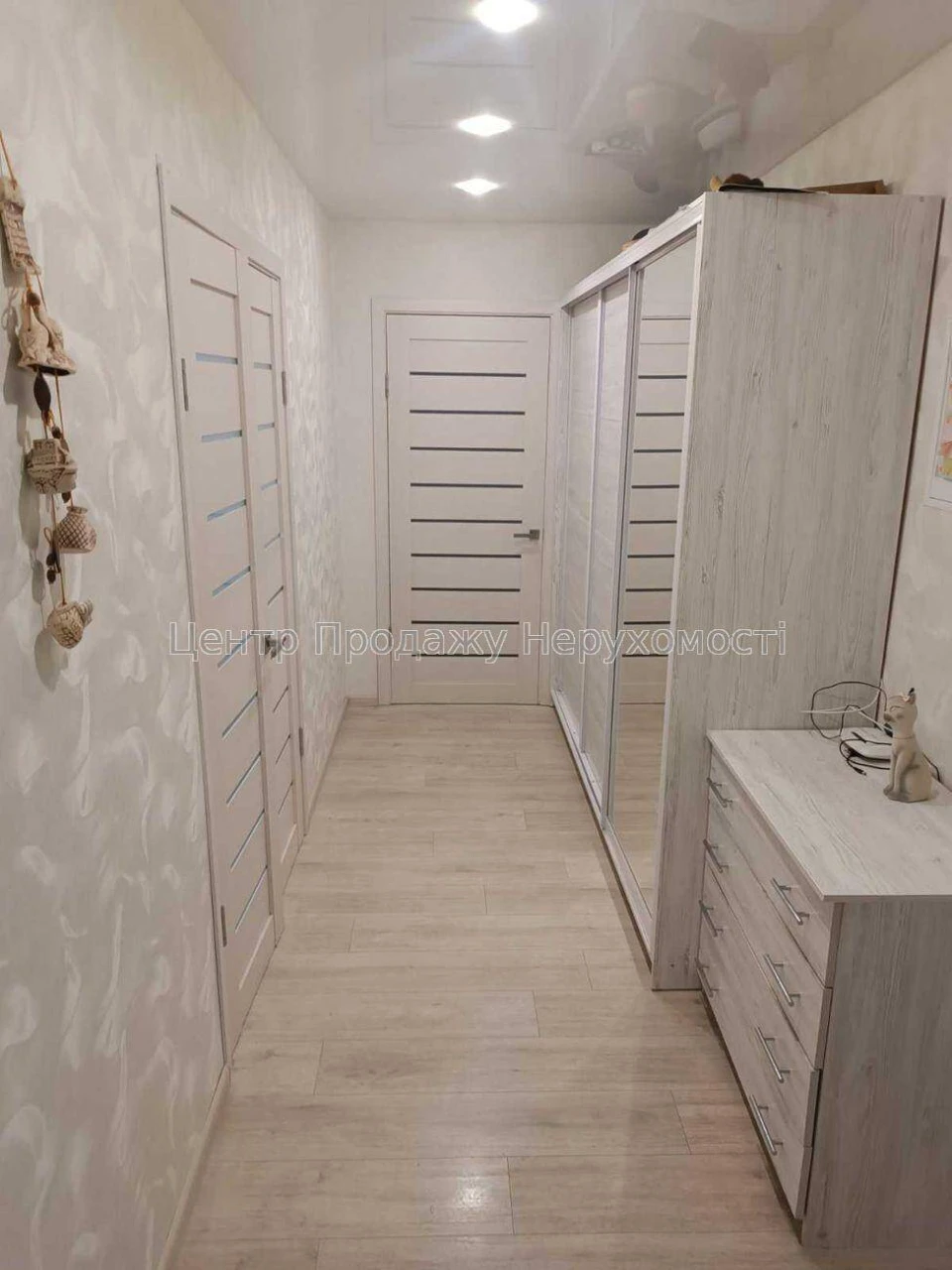 Продаж 2-кімн. квартири, 6/9 пов, 52 м², Київ. Відмінне розт