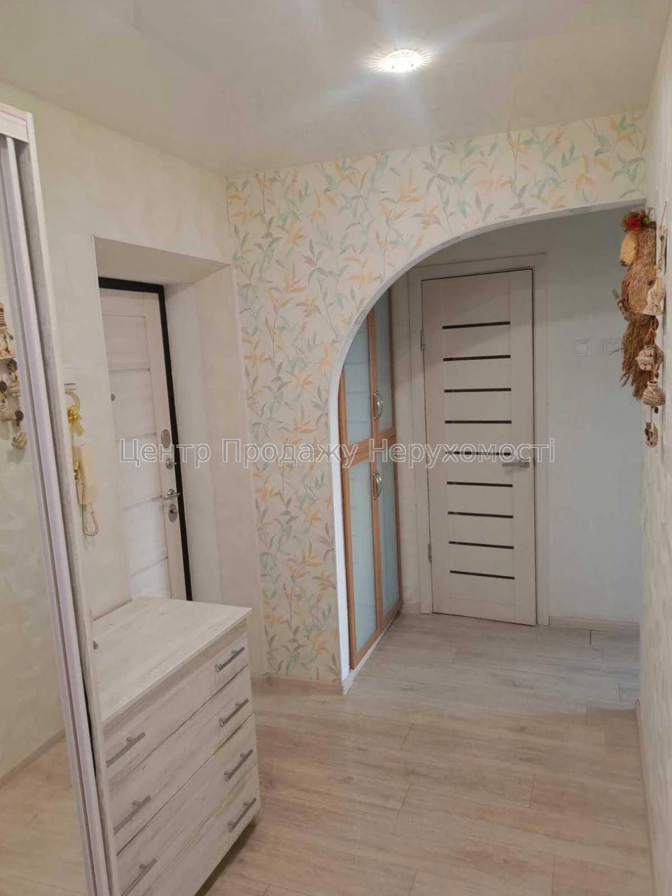 Продаж 2-кімн. квартири, 6/9 пов, 52 м², Київ. Відмінне розт