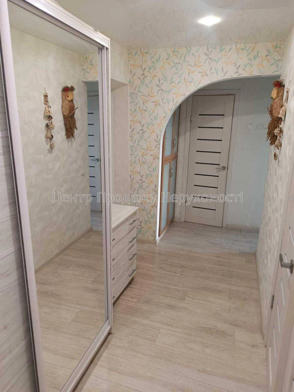 Продаж 2-кімн. квартири, 6/9 пов, 52 м², Київ. Відмінне розт