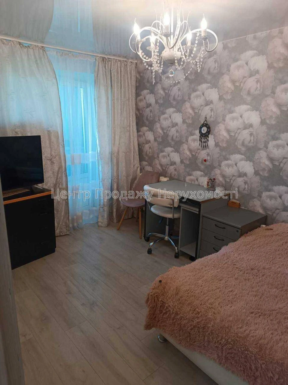 Продаж 2-кімн. квартири, 6/9 пов, 52 м², Київ. Відмінне розт