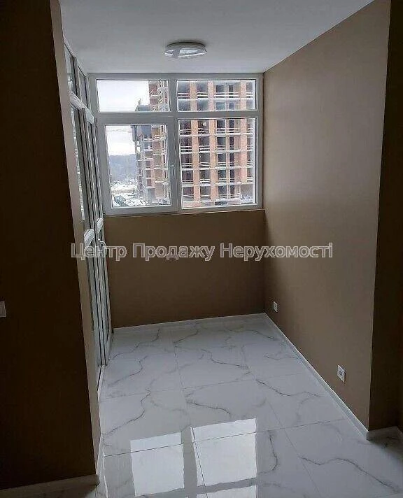 Продаж 2к квартири 62 кв, метро Печерська