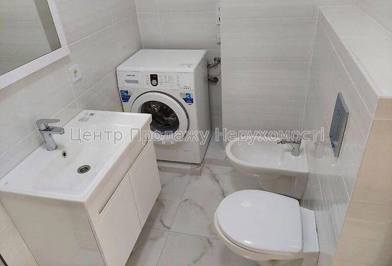 Продаж 2к квартири 62 кв, метро Печерська