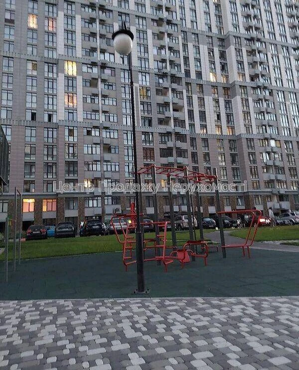 Продаж 2к квартири 62 кв, метро Печерська