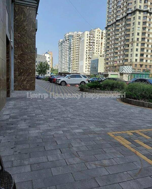 Продаж 2к квартири 62 кв, метро Печерська