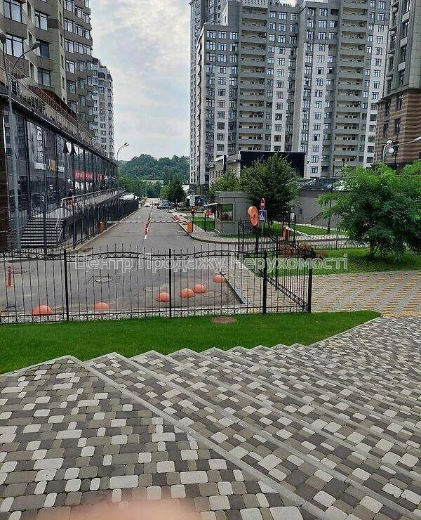 Продаж 2к квартири 62 кв, метро Печерська