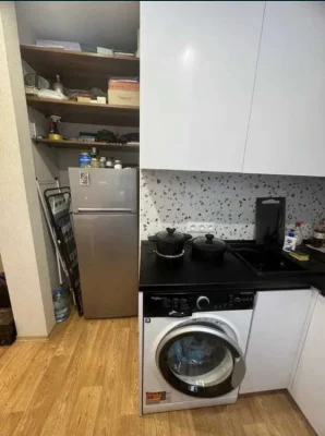 1 room with major renovation in a brick house in the NEZAZHENOST district