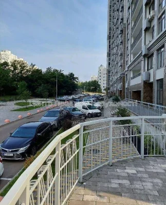 Продаж 2к квартири 62 кв, метро Печерська