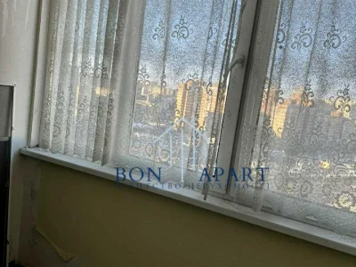 Квартира. Київ, Червоної Калини просп. (Володимира Маяковськ
