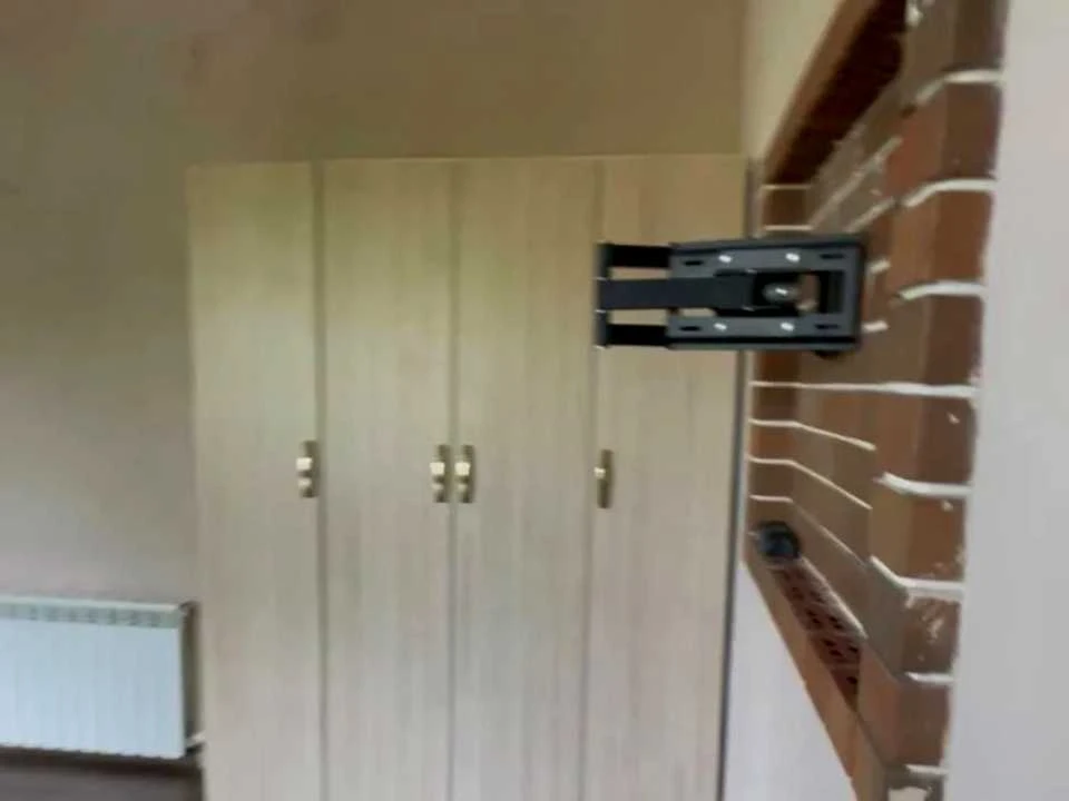 Будинок. Дніпро, Любомира Гузара вул.