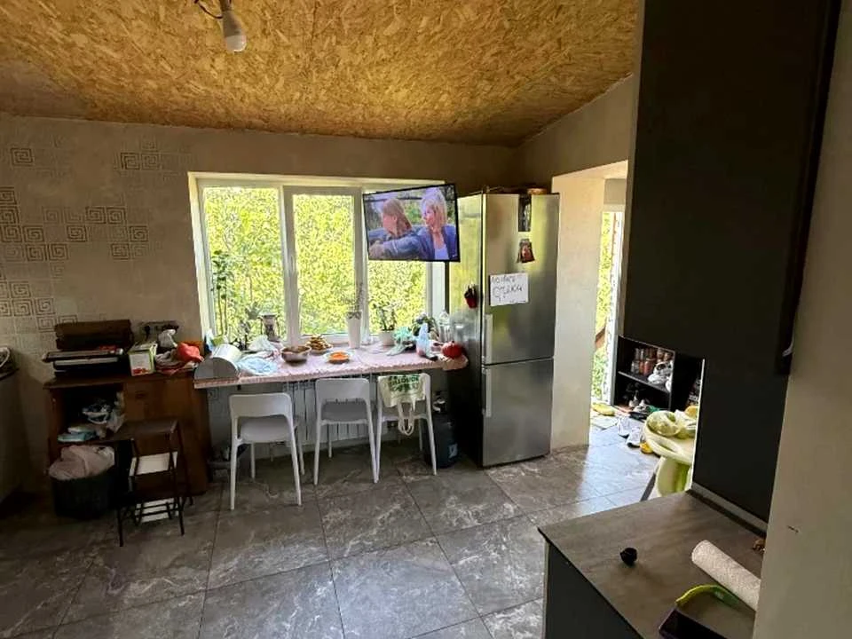 Будинок. Дніпро, Любомира Гузара вул.