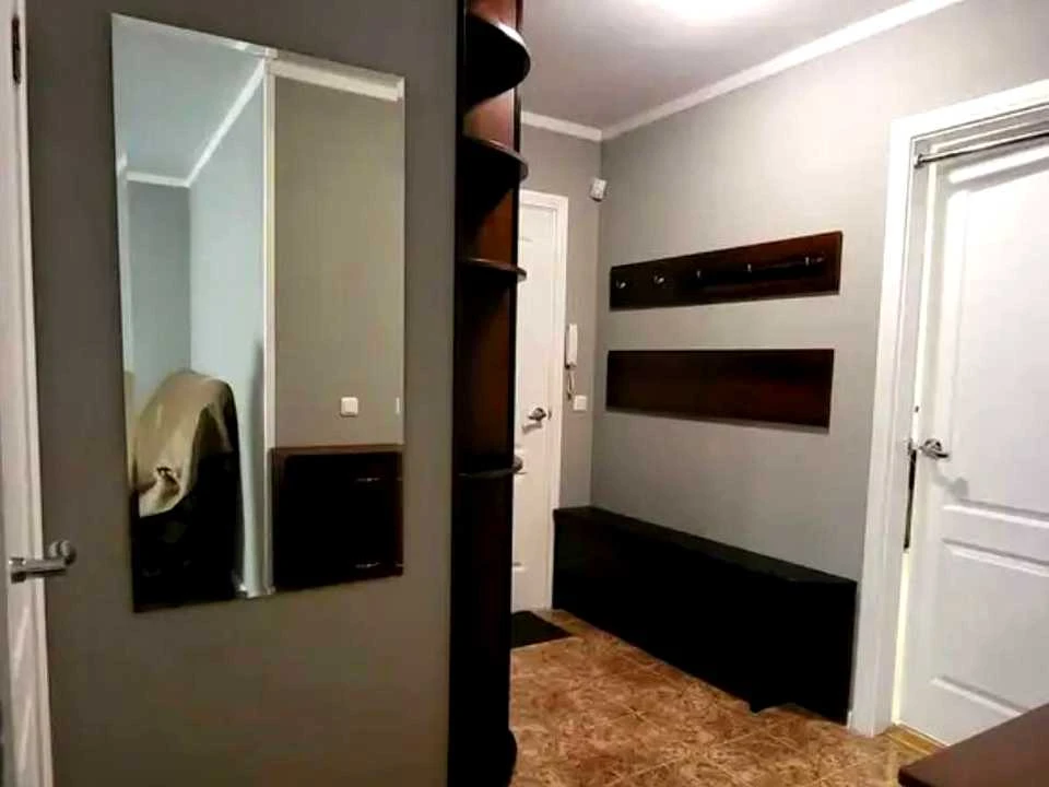 Квартира. Київ, Михайла Омеляновича-Павленка вул. (Суворова)