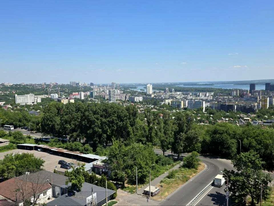 Квартира. Дніпро, Слави бульв.