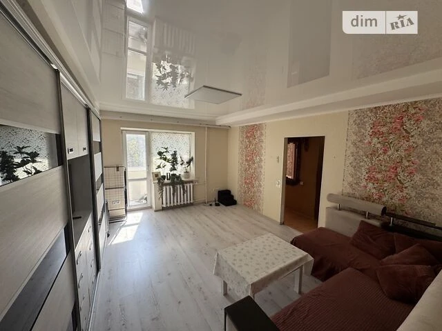 Продаж 2к квартири 45.7 кв. м на просп. Берестейський 12, кв