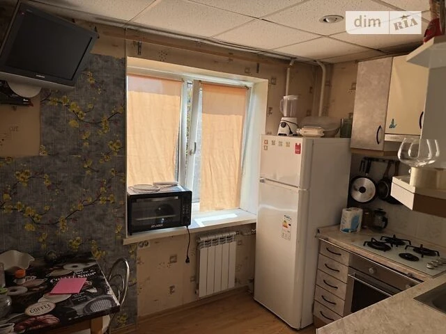 Продаж 2к квартири 45.7 кв. м на просп. Берестейський 12, кв