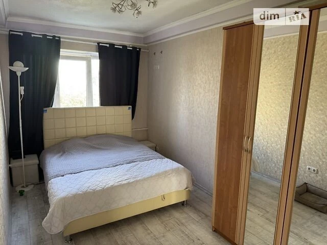 Продаж 2к квартири 45.7 кв. м на просп. Берестейський 12, кв