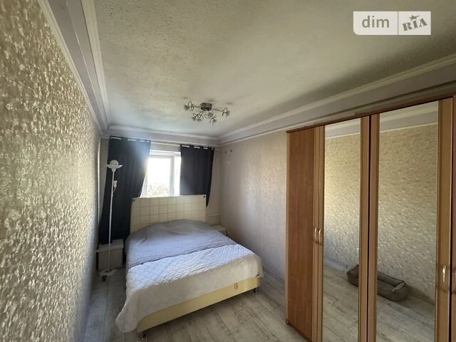 Продаж 2к квартири 45.7 кв. м на просп. Берестейський 12, кв