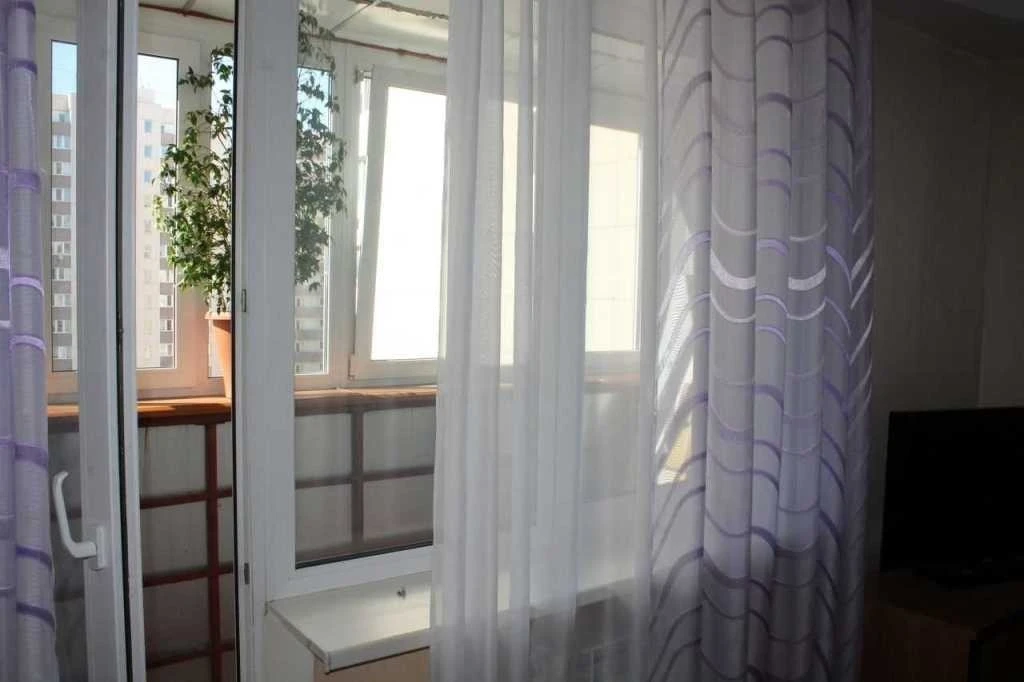 Оренда 1-кімнатної квартири 60.3 м², Миколи Кібальчича вул.,
