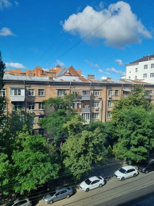 ТЦ Променада, метро 15 минут, Загоровская 3/15