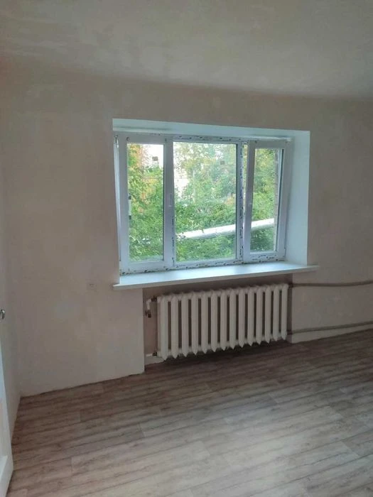 Продам світлу та затишну квартиру в районі проспекта О. Поля