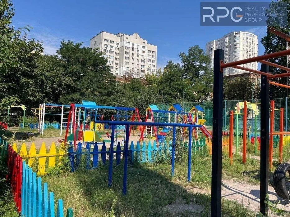 Оренда квартира двокімнатна вул. Василя Овсієнка 12 Перший п