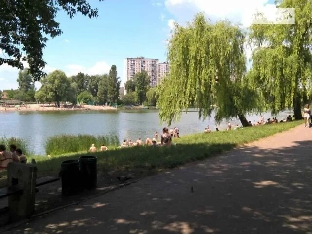 Довготривала оренда 1к квартири на вул. Райдужна 58 • ID 347