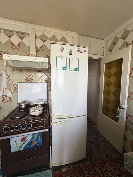 Top location! 3-room apartment for sale, Raiduzhnya Dniprovsky St.