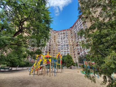 Оренда квартири Бажана Миколи просп. 36 в Києві / B-60788