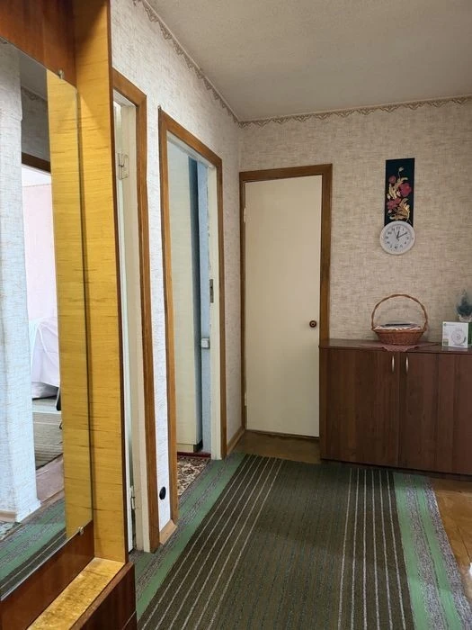 Top location! 3-room apartment for sale, Raiduzhnya Dniprovsky St.