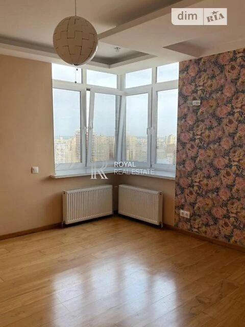 Довготривала оренда 3к квартири на вул. Панаса Мирного 28А •