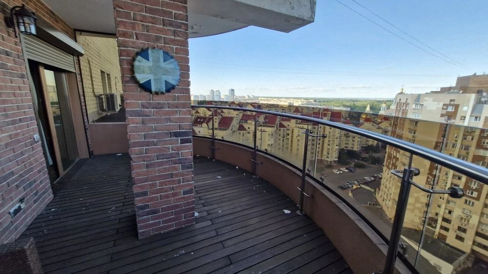 Оренда квартири 2 - рівневий пентхаус 240 м² Оболонська набе