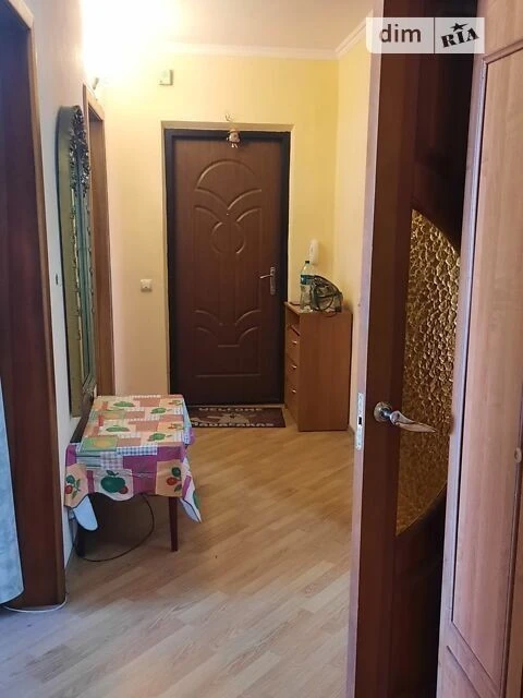 Довготривала оренда 4к квартири на вул. Лариси Руденко 3Б •