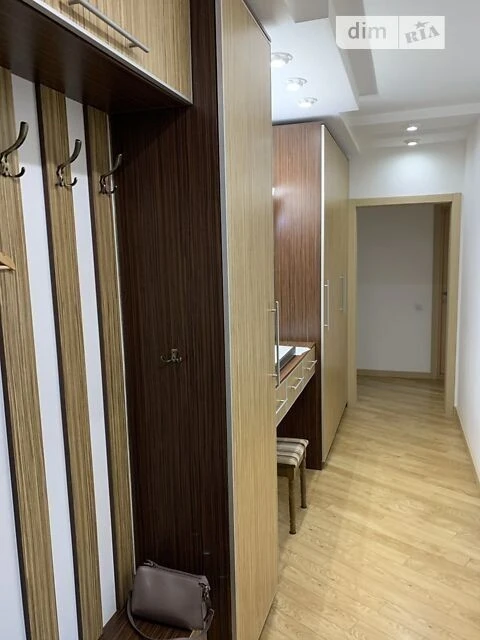 Довготривала оренда 3к квартири на вул. Урлівська 36 • ID 34