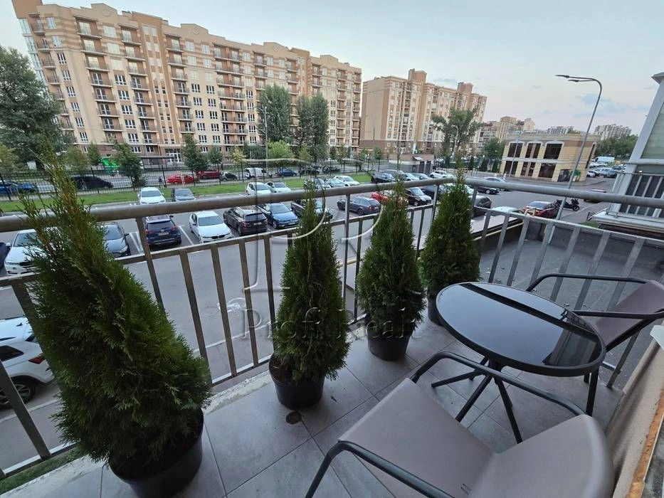 Crystal Springs Residential Complex. 1-room apartment for sale on Metrological Street