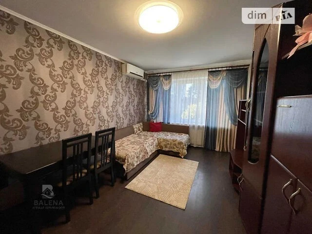 Довготривала оренда 3к квартири на просп. Леся Курбаса 18 •