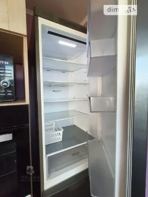Довготривала оренда 3к квартири на просп. Леся Курбаса 18 •