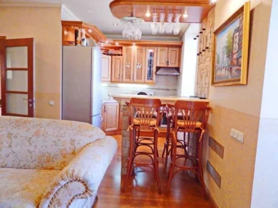 Оренда 2-кімнатної квартири 62 м², Мечнікова вул., 16