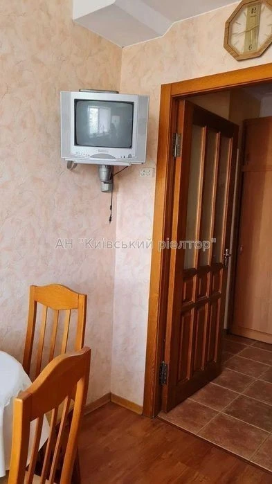 Оренда 3 кімнатної квартири. Оболонь. вул. В. Івасюка 42.