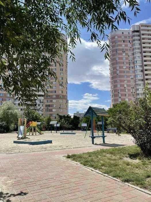 3К квартира на Елены Пчилки, 2-Б Дарницкий район