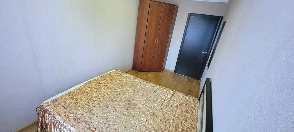 Оренда 3к Голосіївський просп. 120 корп. 2, метро ВДНХ