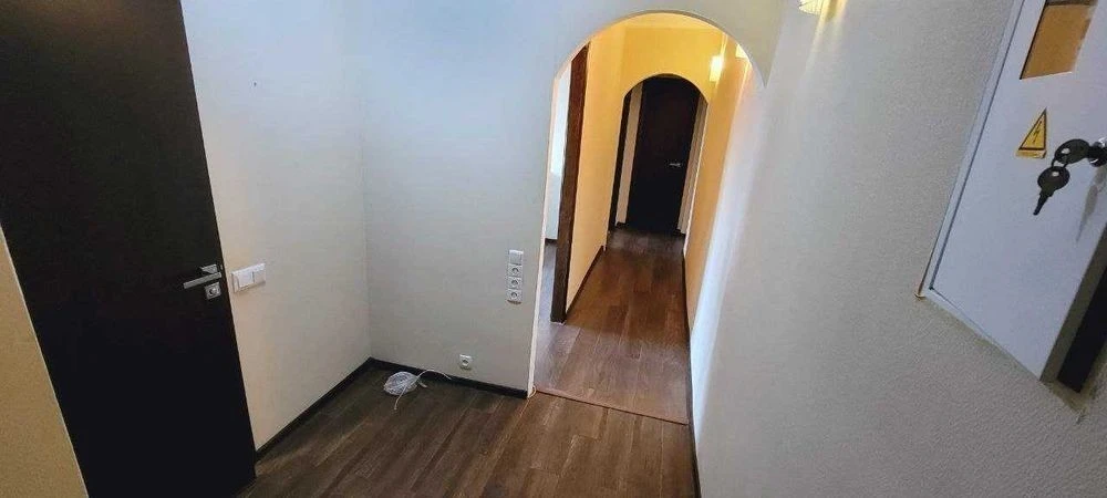 Оренда 3к Голосіївський просп. 120 корп. 2, метро ВДНХ