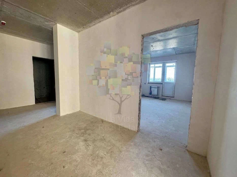 No commission/Sale of 4-room apartment in the Ministerskyi/Kondratyuka residential complex/Be